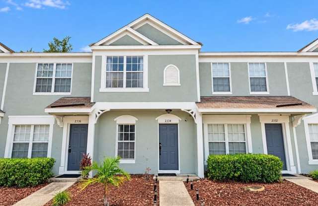 2334 LAKE WOODBERRY Circle Gallery 1