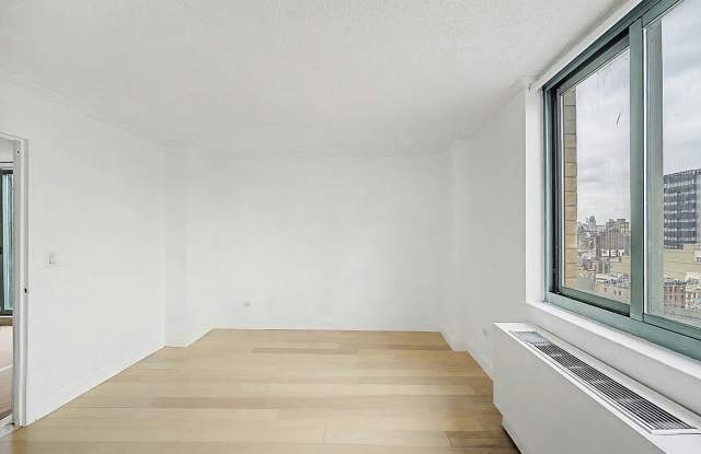 60 Henry St Gallery 1