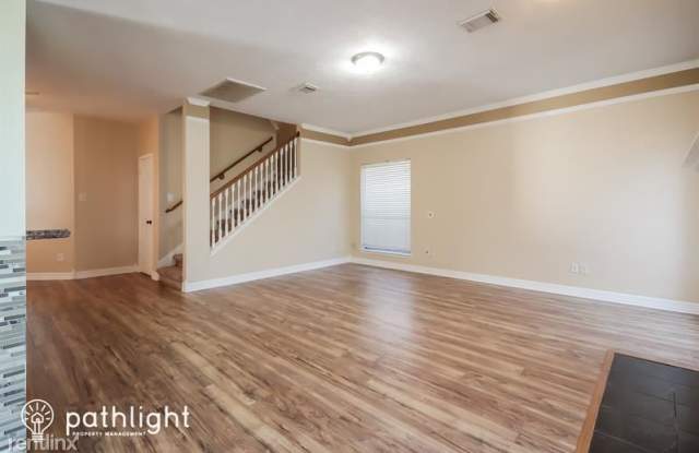 2510 Vermillion Road Gallery 4