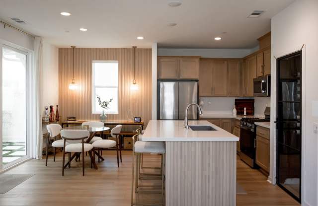 Upgraded Home In Sommer's Bend! Gallery 4