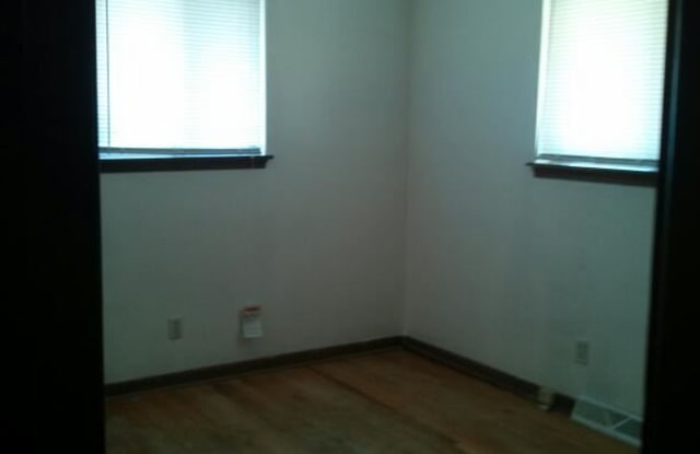 1520 N 63rd Place Gallery 4