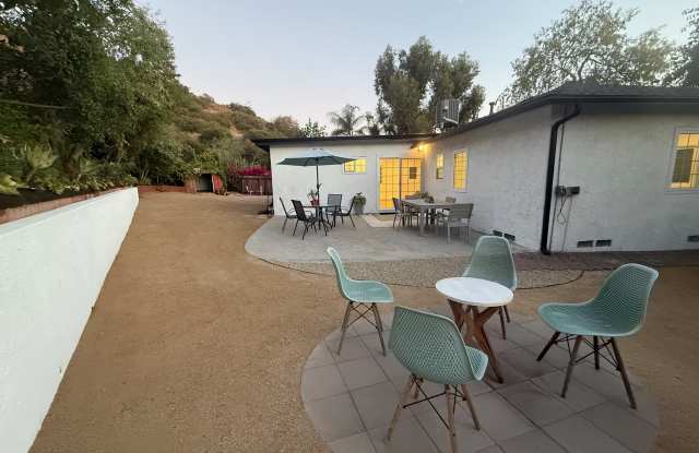 8304 Outland View Drive Gallery 3