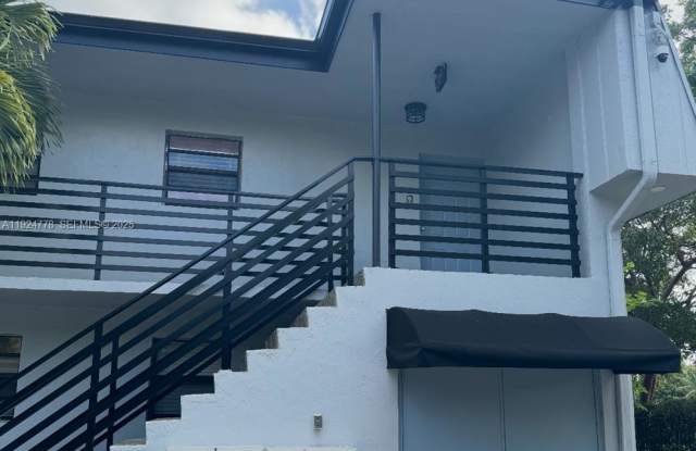 9751 Wayne Avenue - 9751 Wayne Avenue, Palmetto Bay, FL 33157