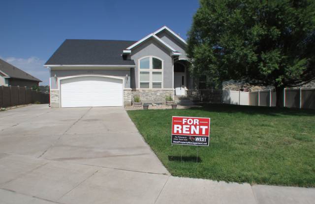 2076 E View Dr Gallery 2