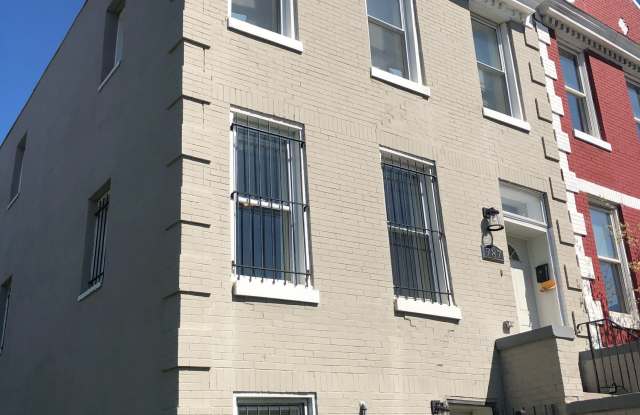 787  Fairmont St., NW photos photos