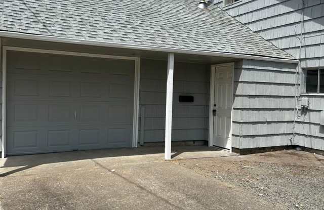 (935) Western Blvd - 3 Bedroom / 2 Bathroom photos photos