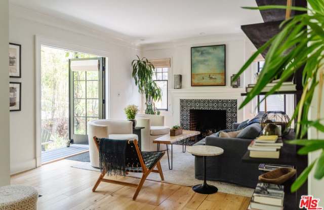 719 Superba Ave photos photos