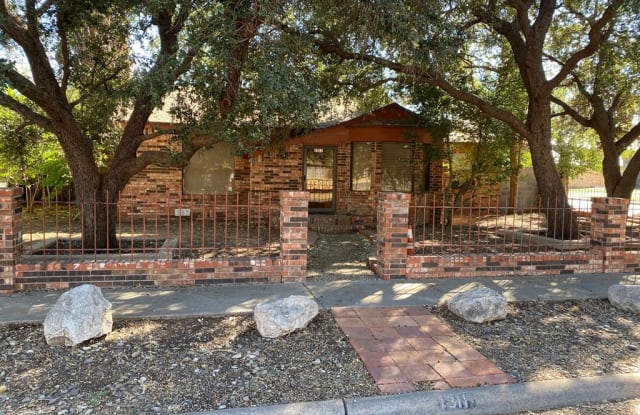1311 W Ohio Ave - 1311 West Ohio Avenue, Midland, TX 79701