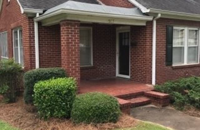 507 North Street - 507 North St E, Talladega, AL 35160