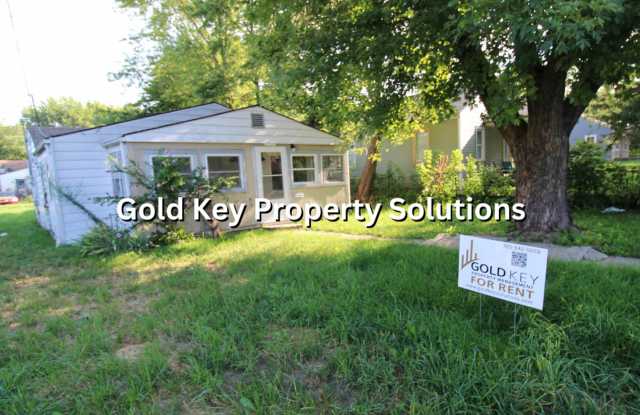 Meadowbrook 2 BR 1 BA House with 1-Car Garage (SECTION 8 APPROVED) - 316 East 36th Street, Anderson, IN 46013