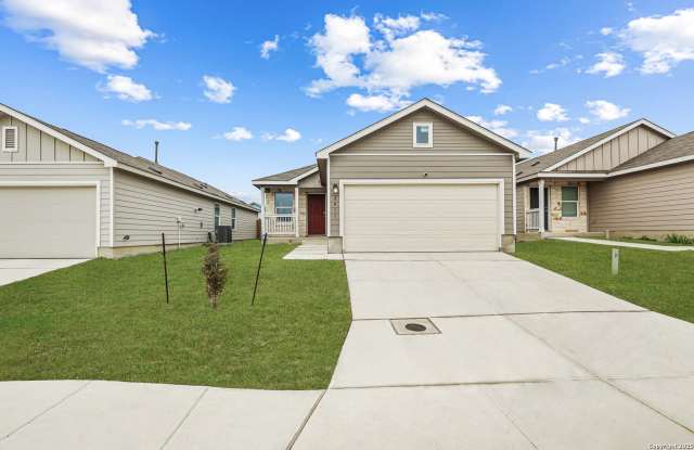 2811 Gustavo photos photos