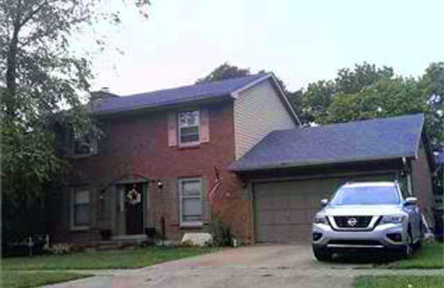 COMING SOON! Lovely 3 BR House! Privacy Fenced Backyard, Walk-in Closet; Pet Friendy! photos photos