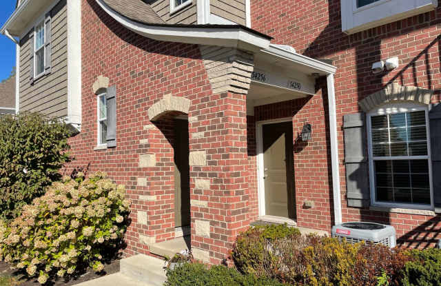3-Bedroom, 2-Baths, 1350 SF condo-style apartment, Upper Unit in Shelby Township. Gallery 3
