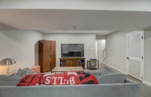5639 Rock Quarry Terrace Gallery 3