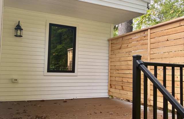 210 Rockingham Road Gallery 3