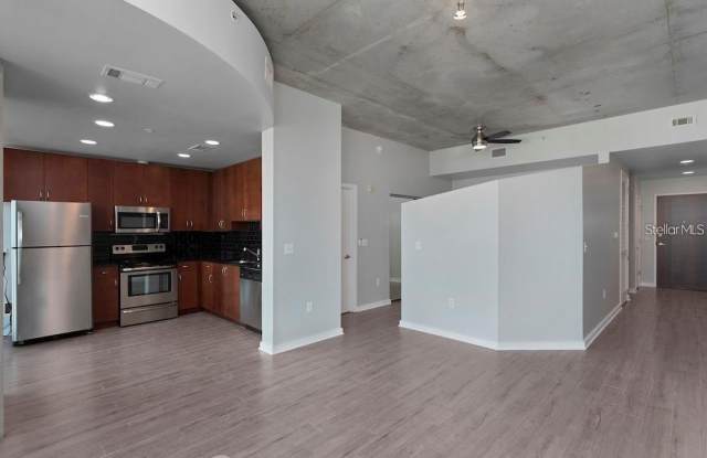 777 N ASHLEY Drive Gallery 4