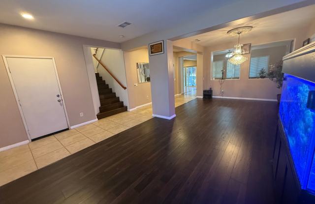Coming Soon!!  Oak Hills, 4 Bedrooms, 3 Baths, 2 Story Home, Solar Power Gallery 4