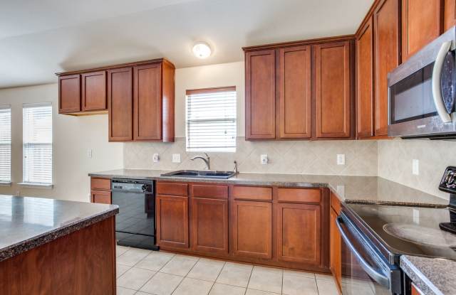 6704 Oak Falls Dr Gallery 2