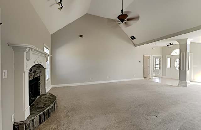 5111 Redcoat Lane Gallery 4