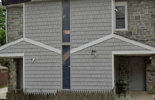 90 W CENTRAL AVENUE - 90 West Central Avenue, Paoli, PA 19301