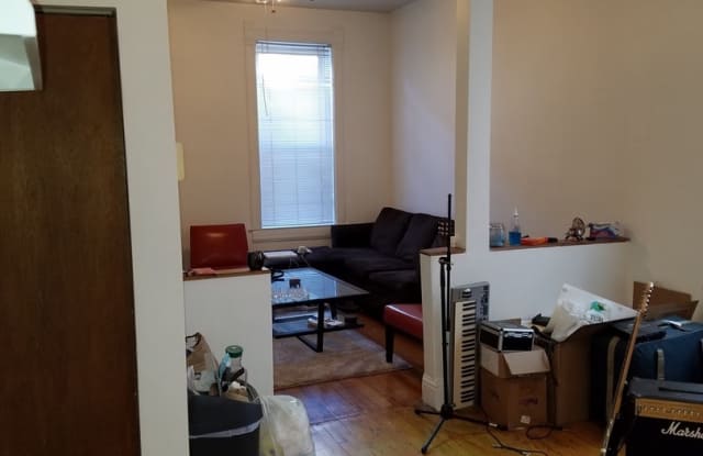 2022 West McLEAN Street Gallery 3