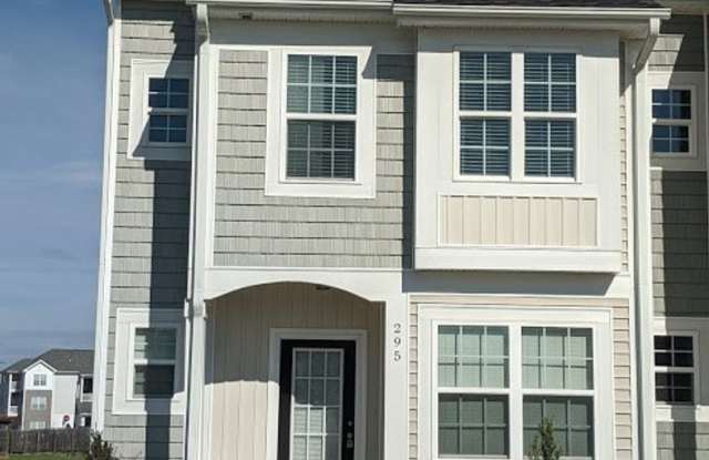 End Unit 3-Bedroom Townhome in Concord photos photos