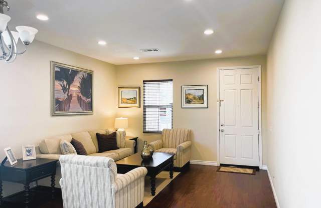 37701 Tamarind Court Gallery 2