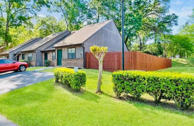 1085 Ocala Road photos photos