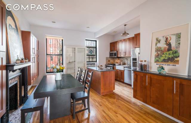 383 Bainbridge Street photos photos