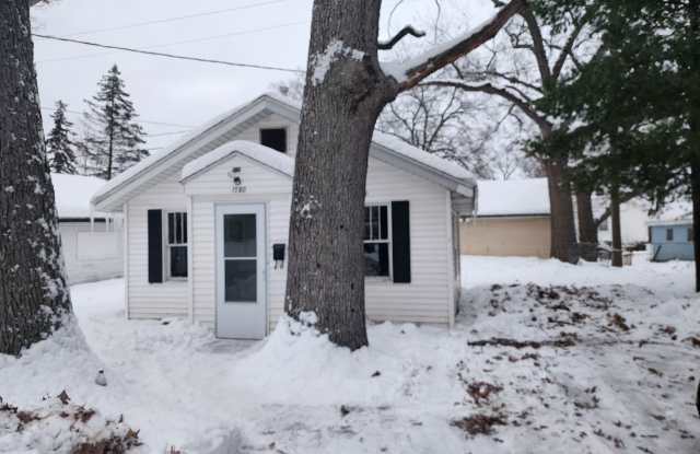 1780 Superior, 1 bedroom house for rent photos photos