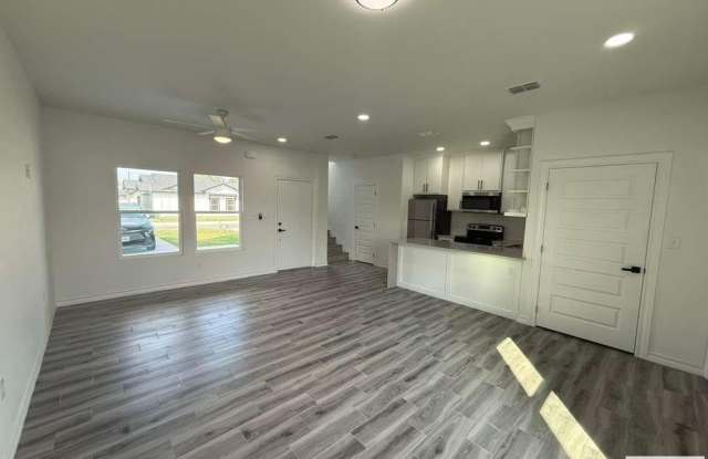 5160 ALEXA RD. Gallery 3