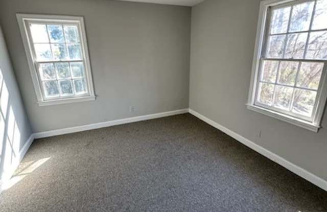 1439 Clark Avenue Apt D Gallery 2