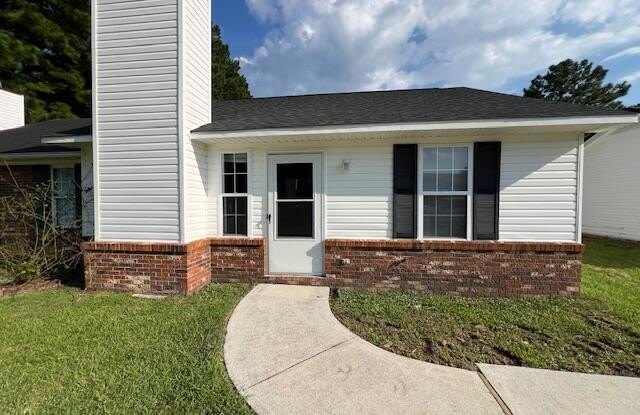 2303 Knollwood Lane - 2303 Knollwood Lane, Piney Green, NC 28544