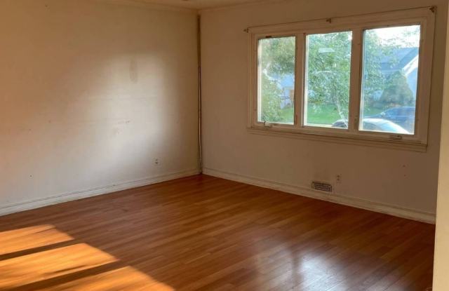 9 FORDHAM RD photos photos