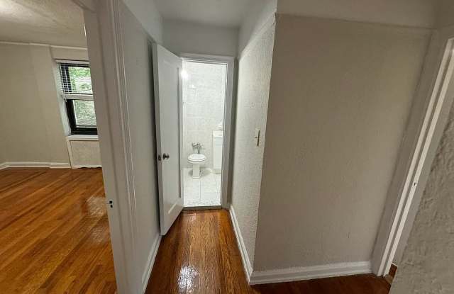 2733 Netherland Ave # 3M Gallery 2
