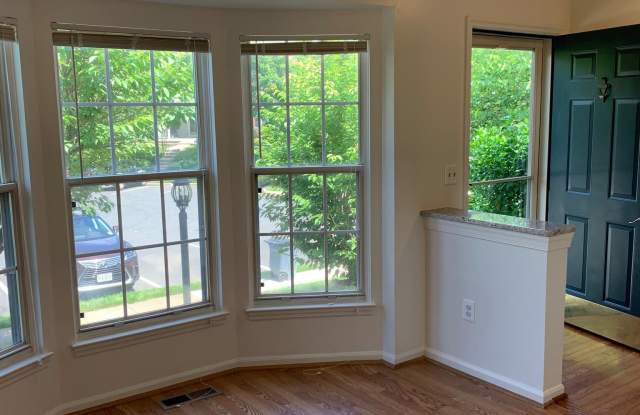 6042 KESTNER CIRCLE Gallery 2