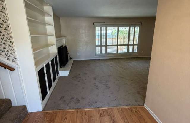 3 Bedroom on Large corner lot! photos photos 3 Bedroom on Large corner lot! photos photos