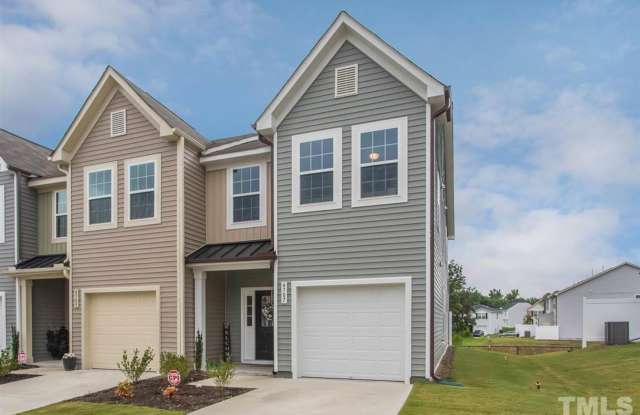 Room for Rent in 3 Bedroom Townhome at Princess Lita Way photos photos