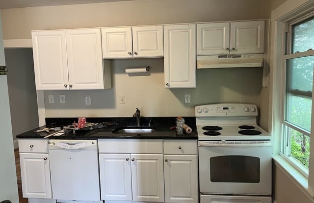 12 Brookfield St - 12 Brookfield Street, Boston, MA 02131