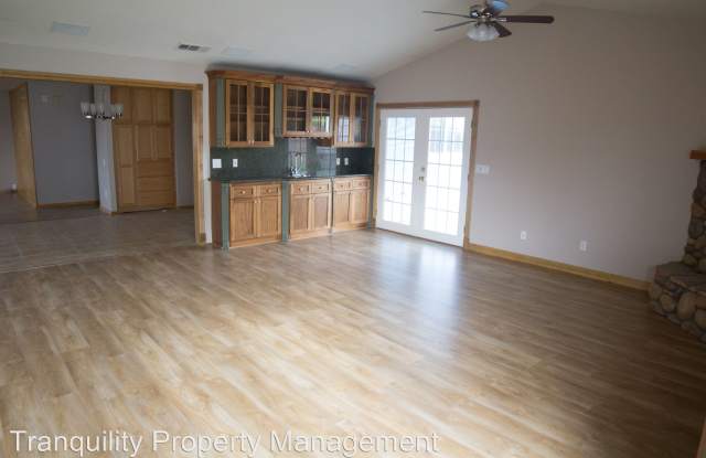 1057 Flax Court Gallery 3