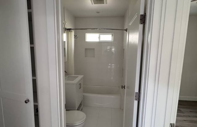 634 East Fairview Boulevard photos photos