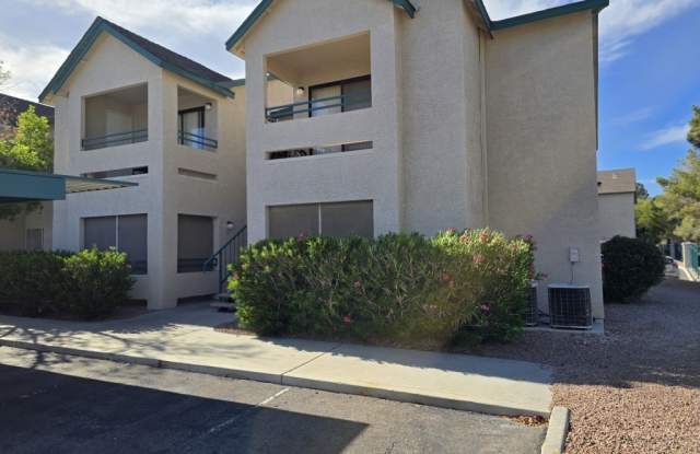 5111 Lindell Road photos photos