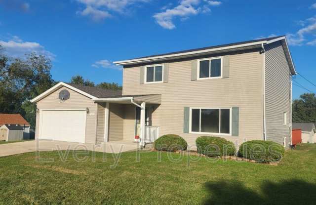 905 Sycamore Ave - 905 Sycamore Avenue, Mount Pleasant, WI 53406