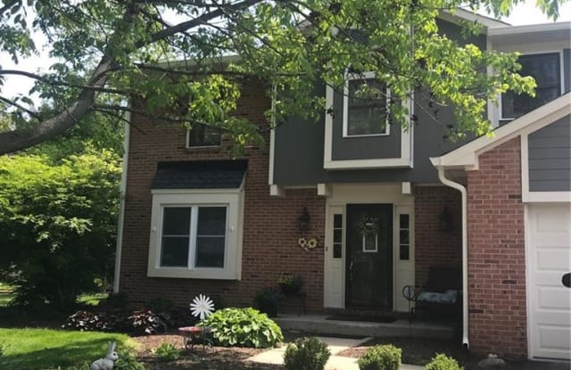 35 Graystone Court - 35 Graystone Court, Zionsville, IN 46077