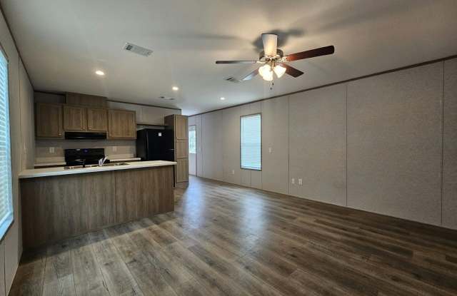 509 Lehigh Court Gallery 2