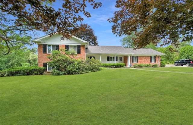13130 CAMBRIDGE SPRINGS Road photos photos