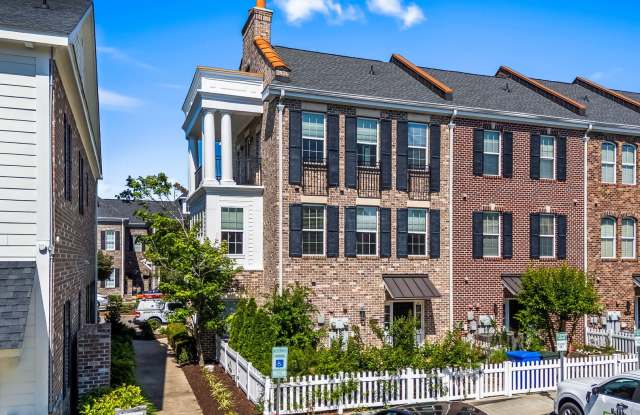 Modern & Spacious 2BR Townhouse in Myrtle Beach photos photos