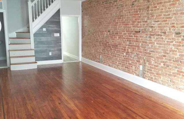 2415 MCCULLOH STREET Gallery 4