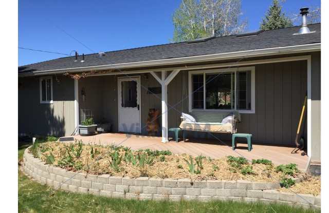 62565 Dixon Loop, Bend, OR 97701 Gallery 1