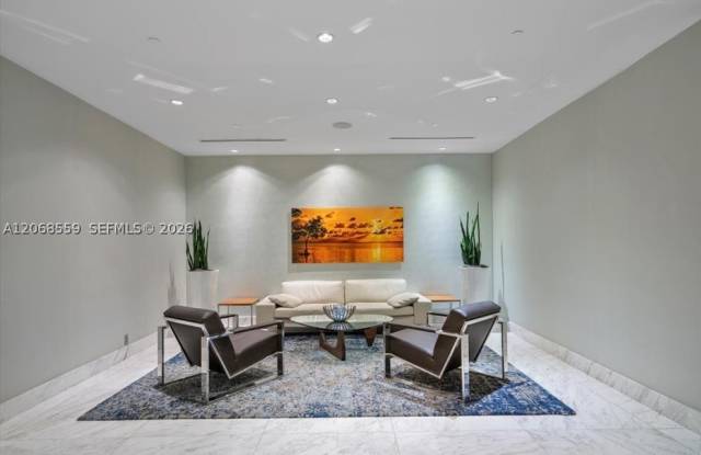 10155 Collins Ave Gallery 4